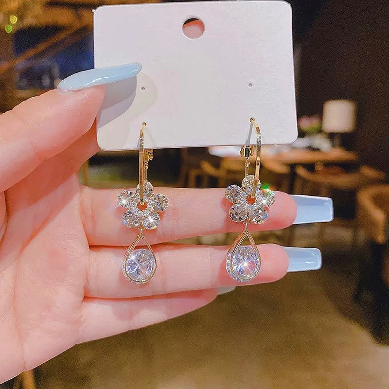 Azélie™ | Boucles d'oreilles fleur de Crystal